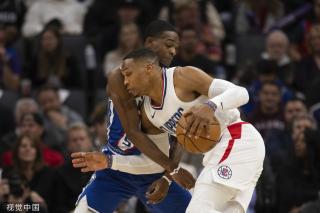 卫福克斯与 卫福克斯与